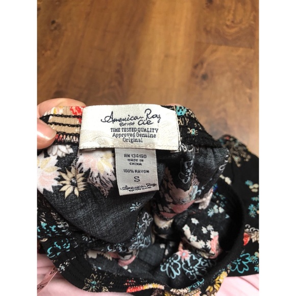 American Rag High Low Floral Skirt. Size Small - Picture 4 of 7